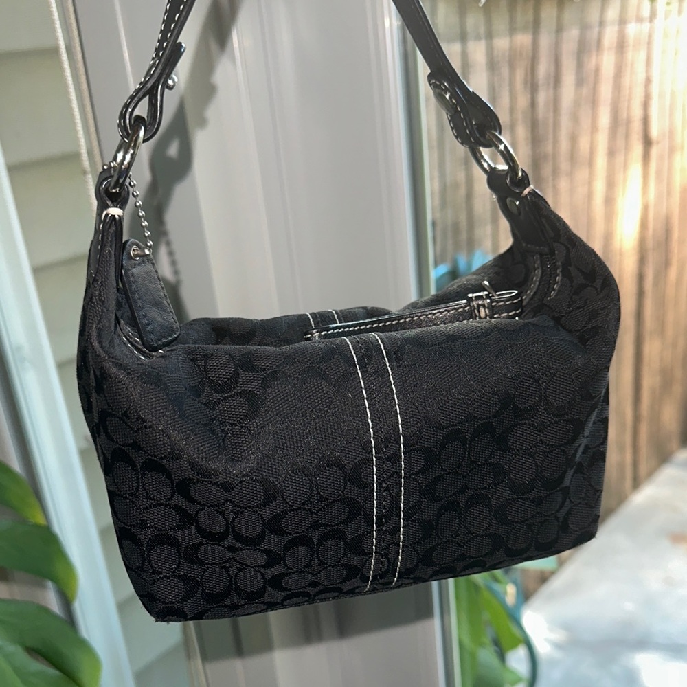 Vintage Coach Black Signature Shoulder Bag